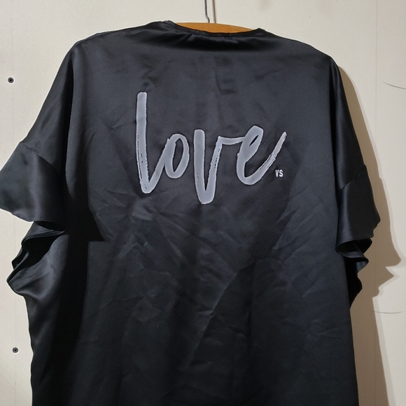 Victoria's Secret Black "Love" Ruffle Kimono Satin Robe OS, lingerie - Picture 8 of 11